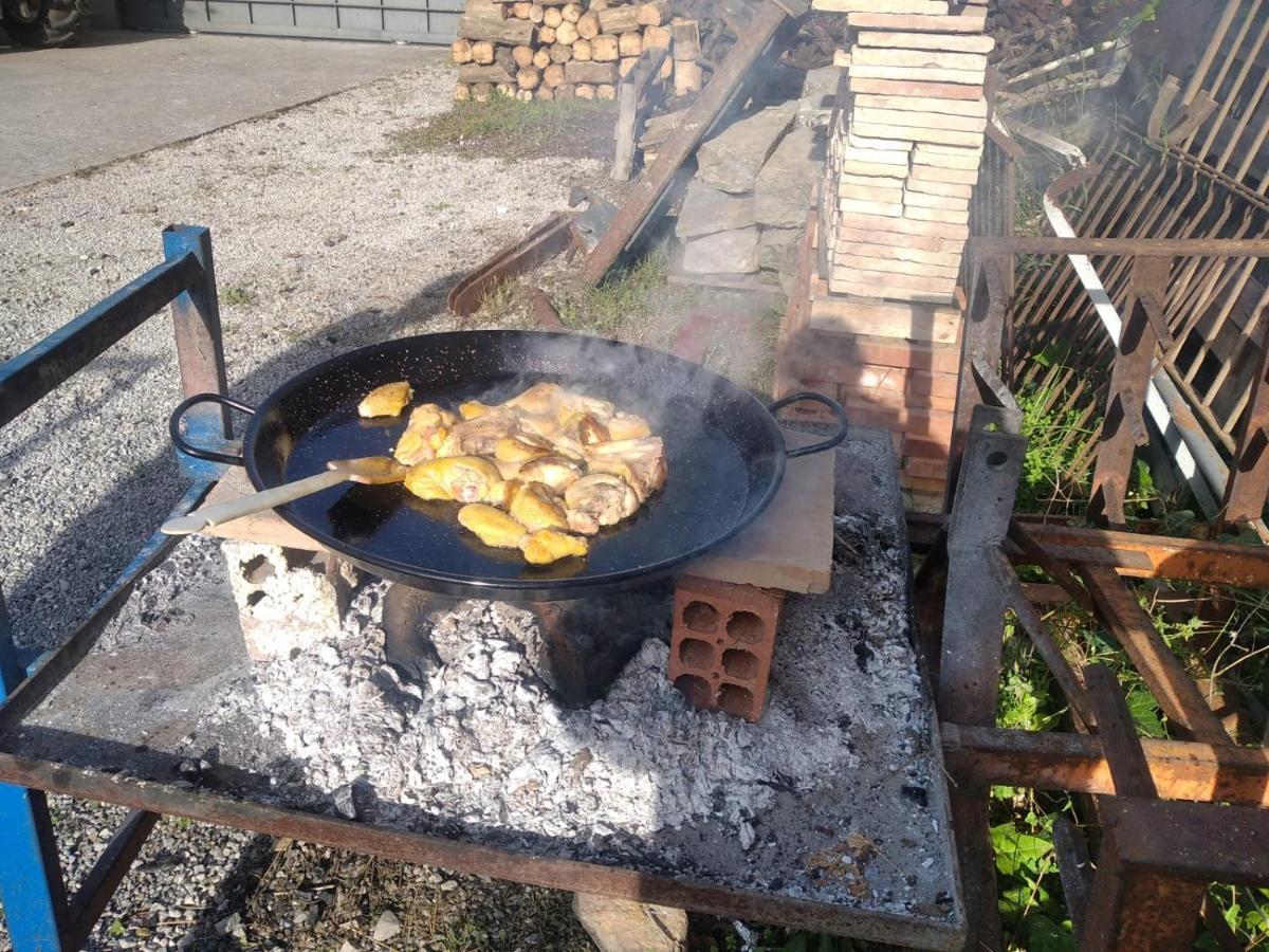 Agroturisme Cal Jeroni Avinyonet del Penedes Exterior foto