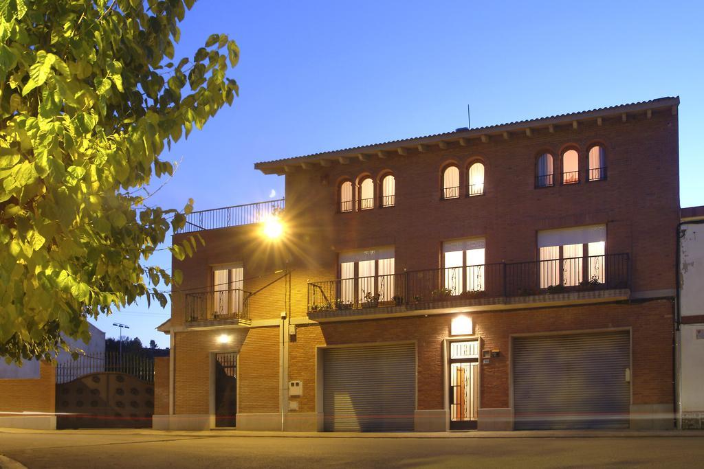 Gasthaus Agroturisme Cal Jeroni Avinyonet del Penedes Exterior foto